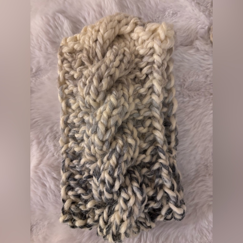 NWT Hand Crafted knit Headband cabled acrylic wool stretch fits most
